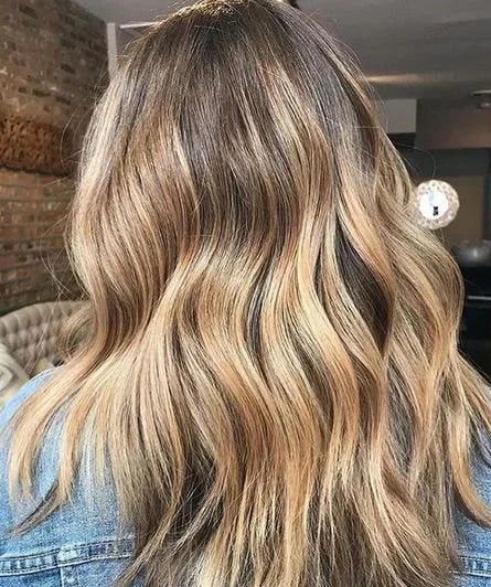 Wood grain bronde hair color